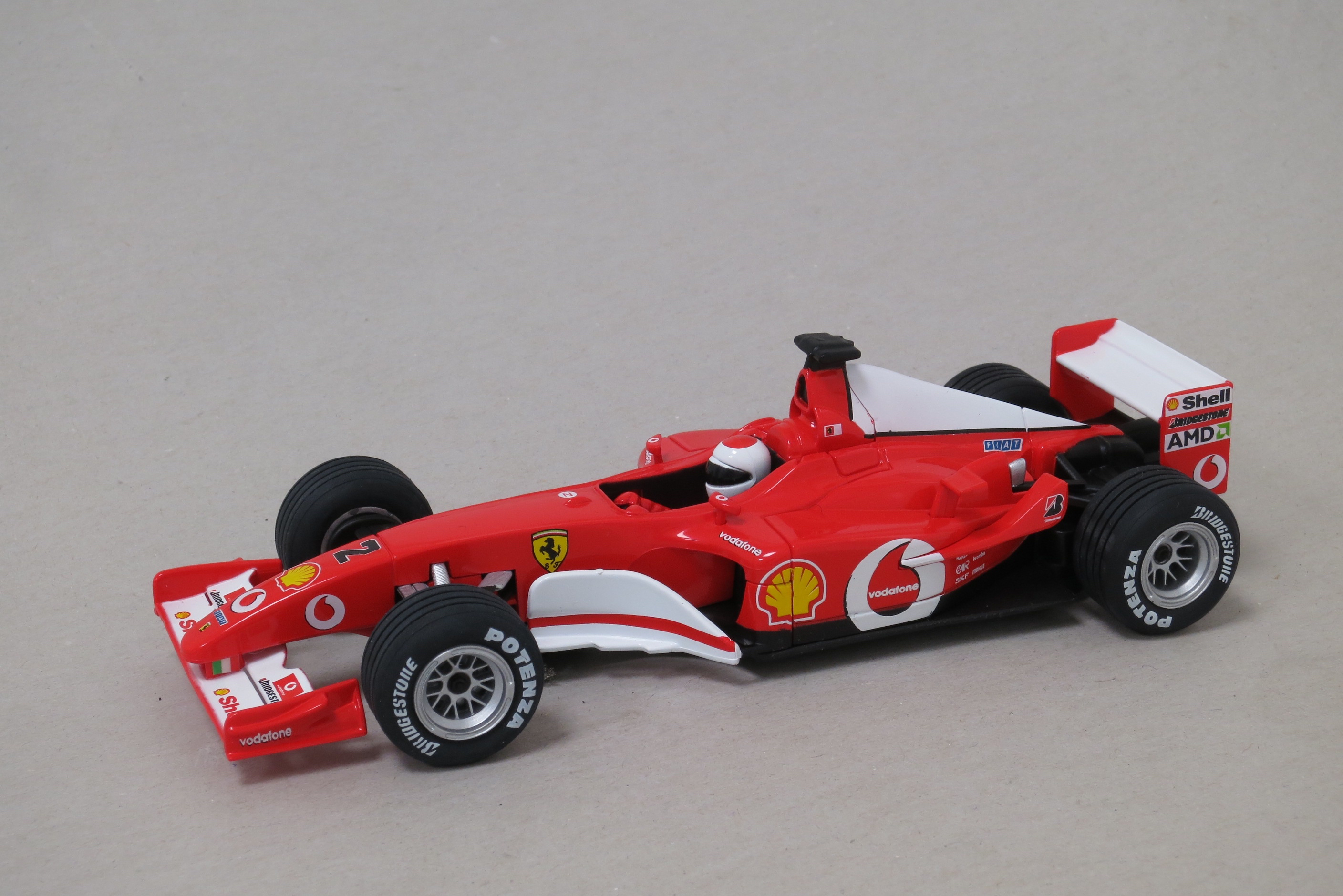 984 Ferrari F2002 V10 ,25707.jpg