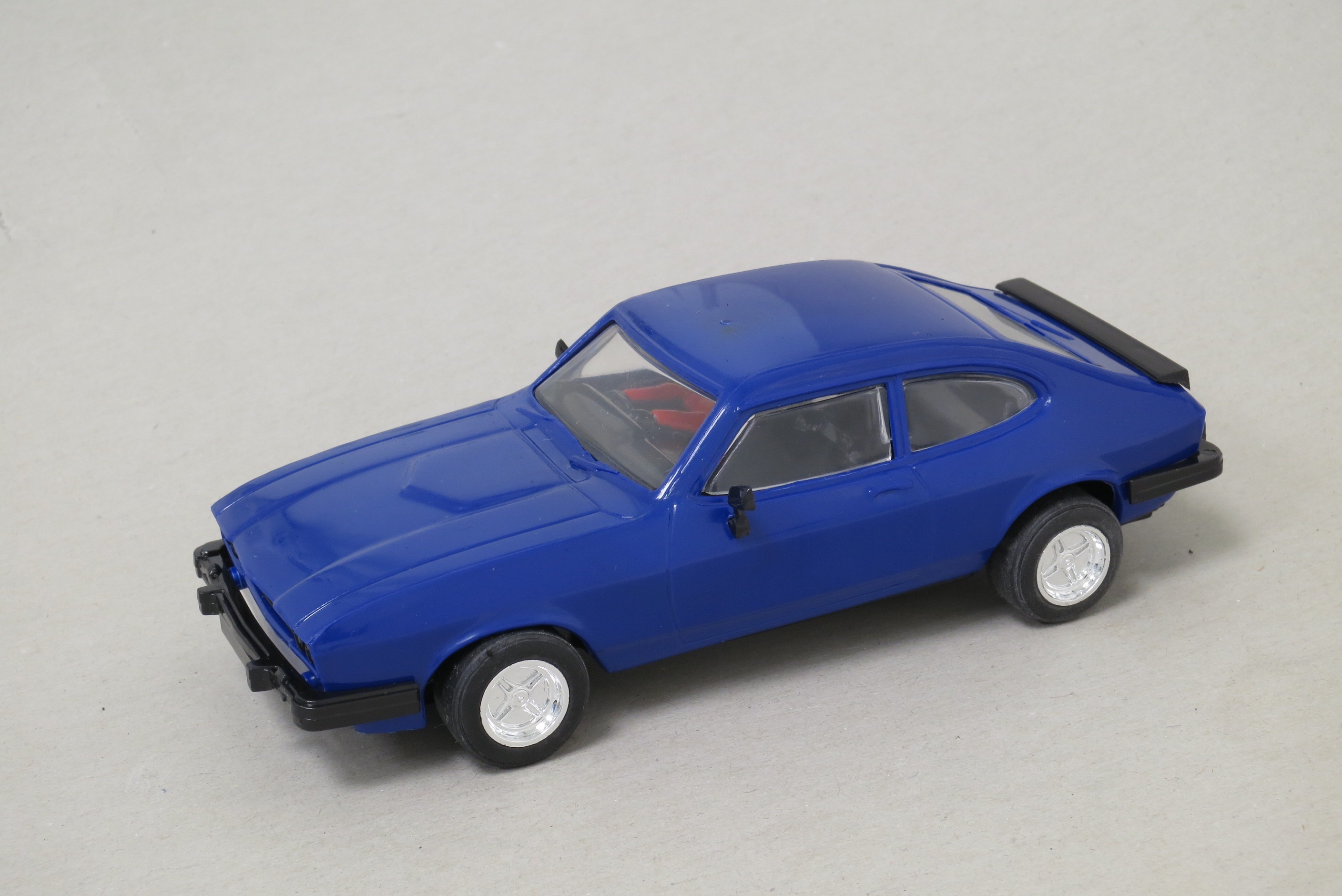 992 Ford Capri ,C2060.jpg