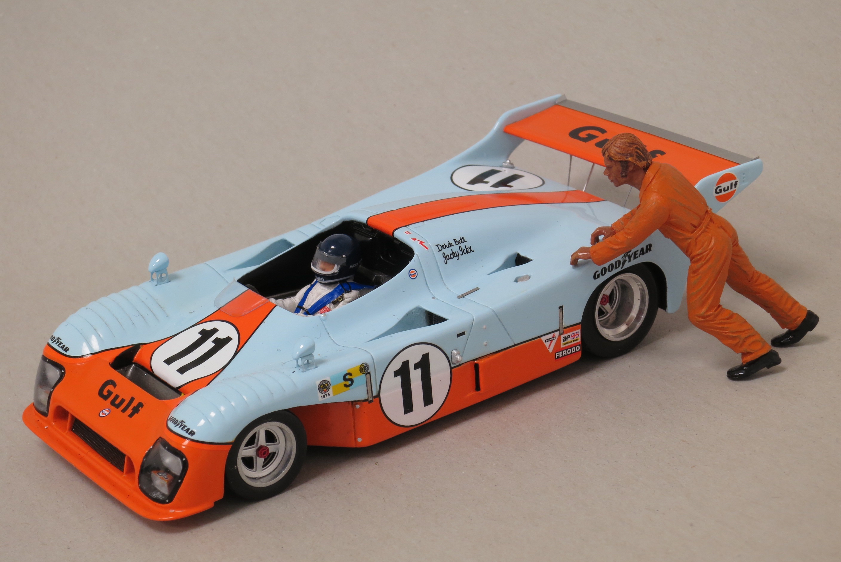 1106 Mirage Ford Gr.8 ,13204511M.jpg