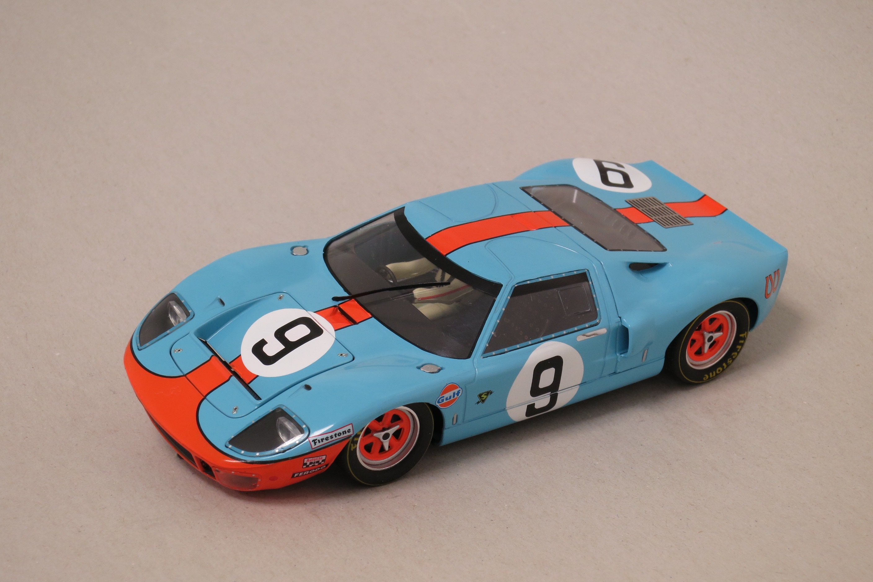 1283 Ford GT40 ,CW16.jpg