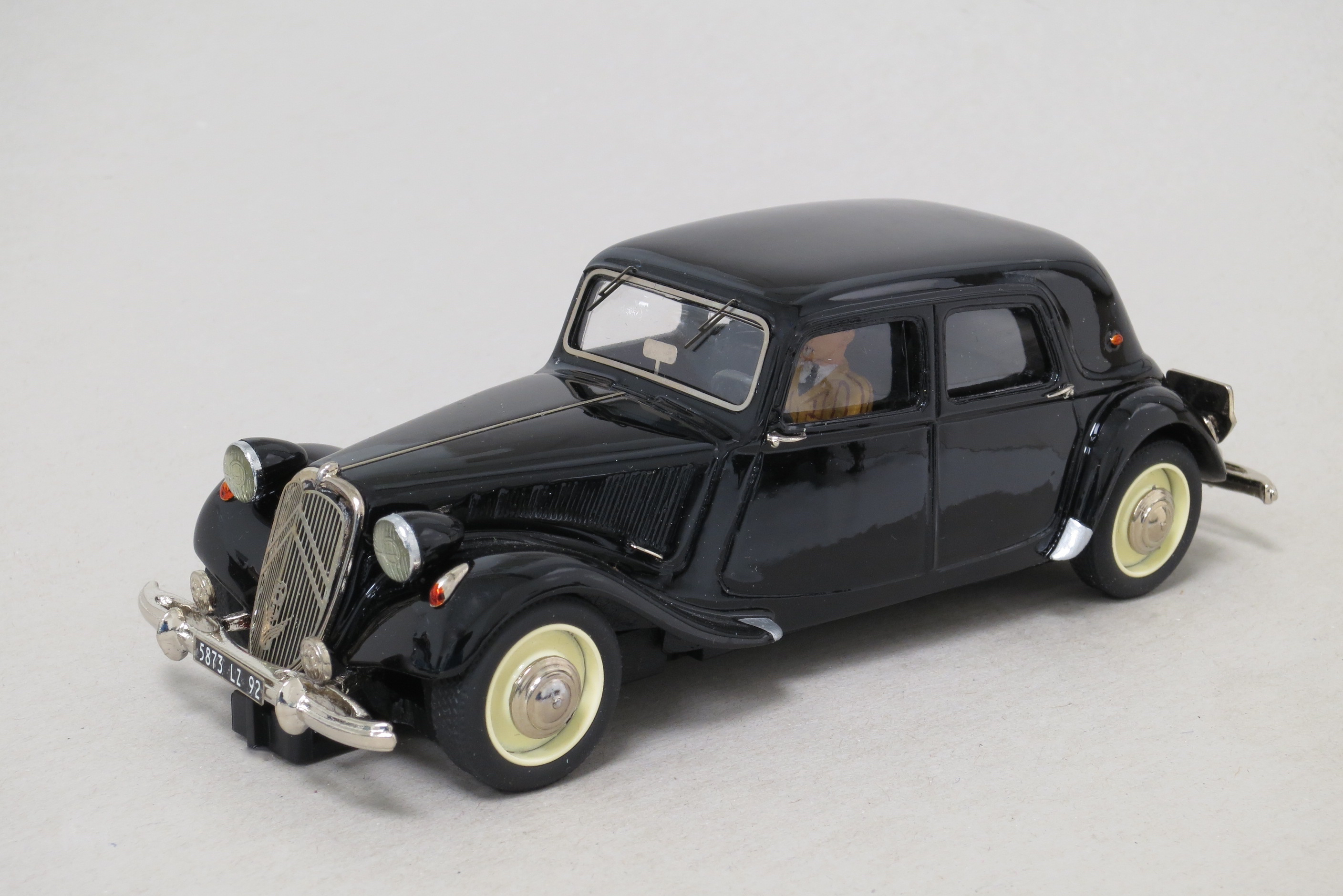 1749 Citroën Traction 15 SIX ,CL-16.jpg