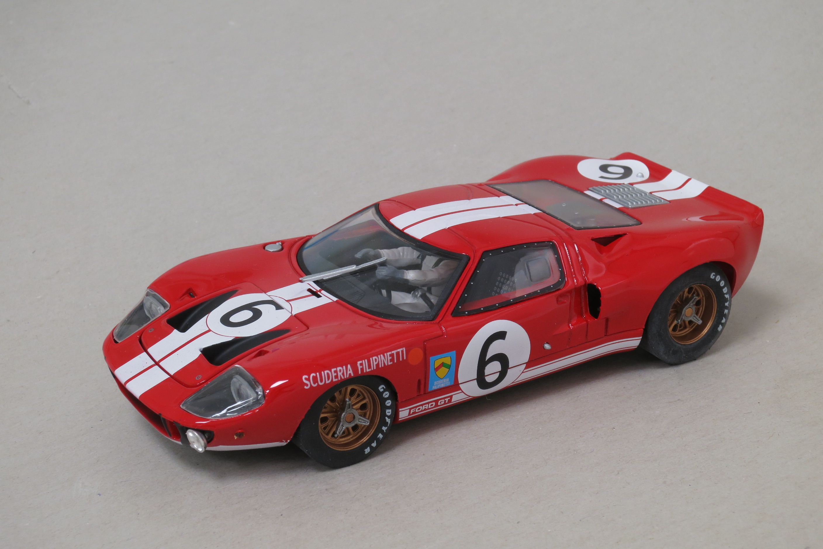 1880 Ford GT40 ,88167(A186).jpg