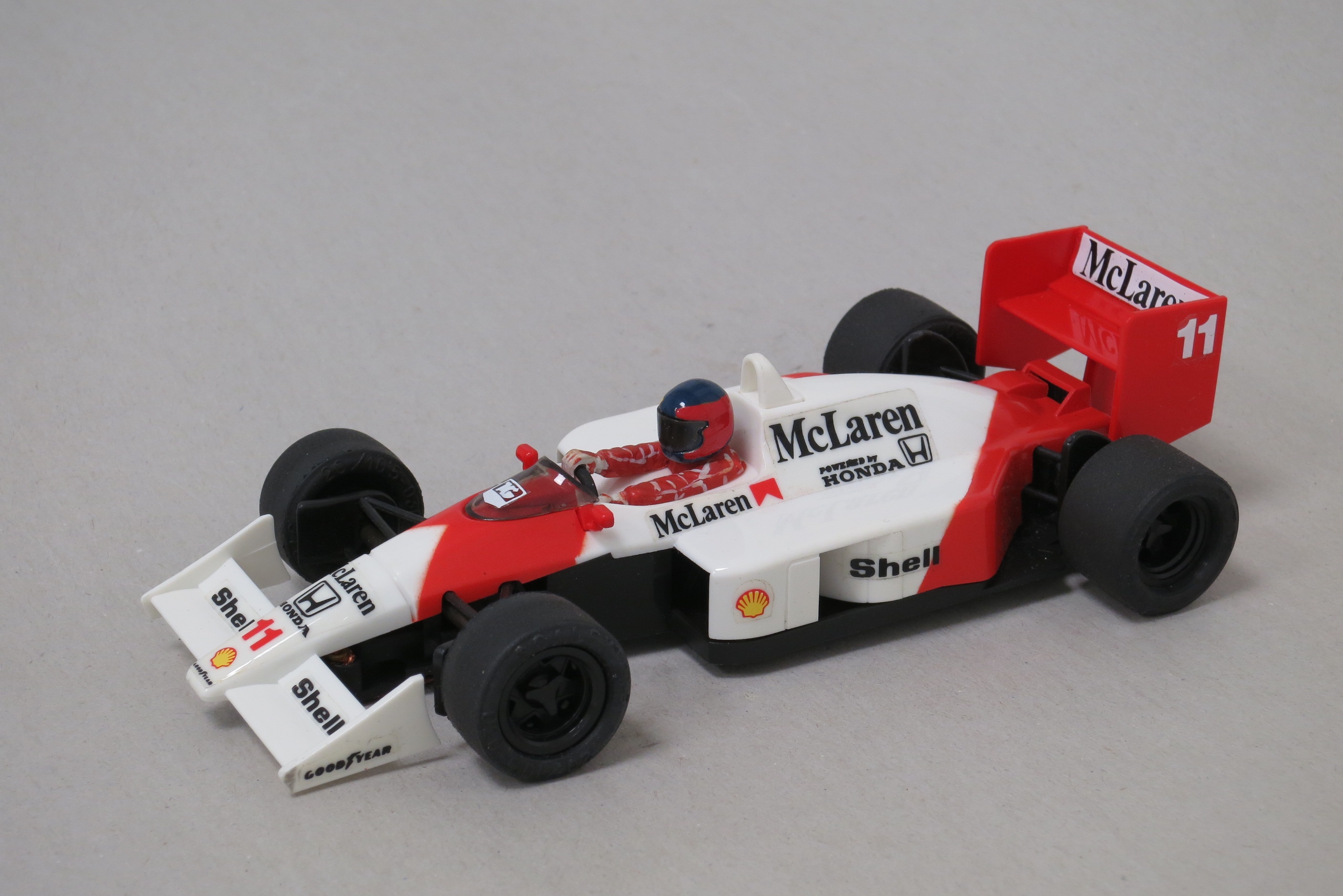 196 McLaren MP4 ,8326.jpg